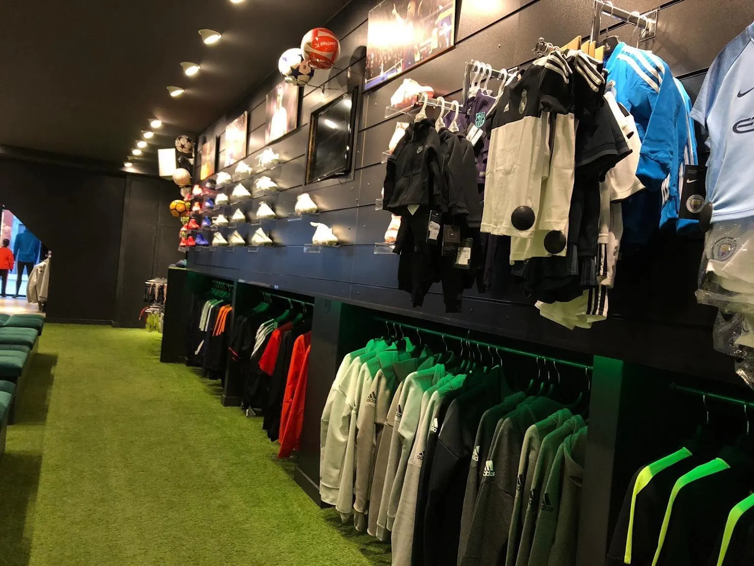 Photo of Soccerfanshop store
