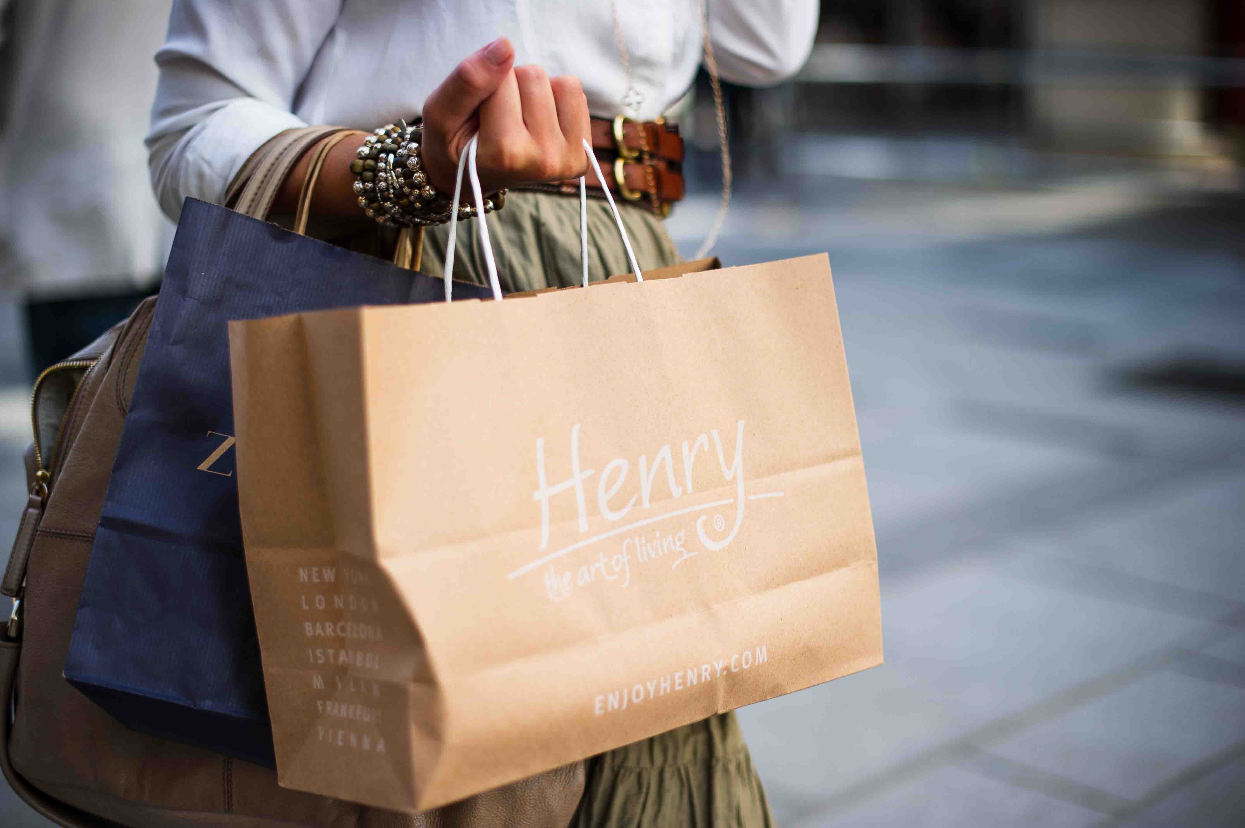Research Online Purchase Offline: What Does ROPO Mean to Your Business?
