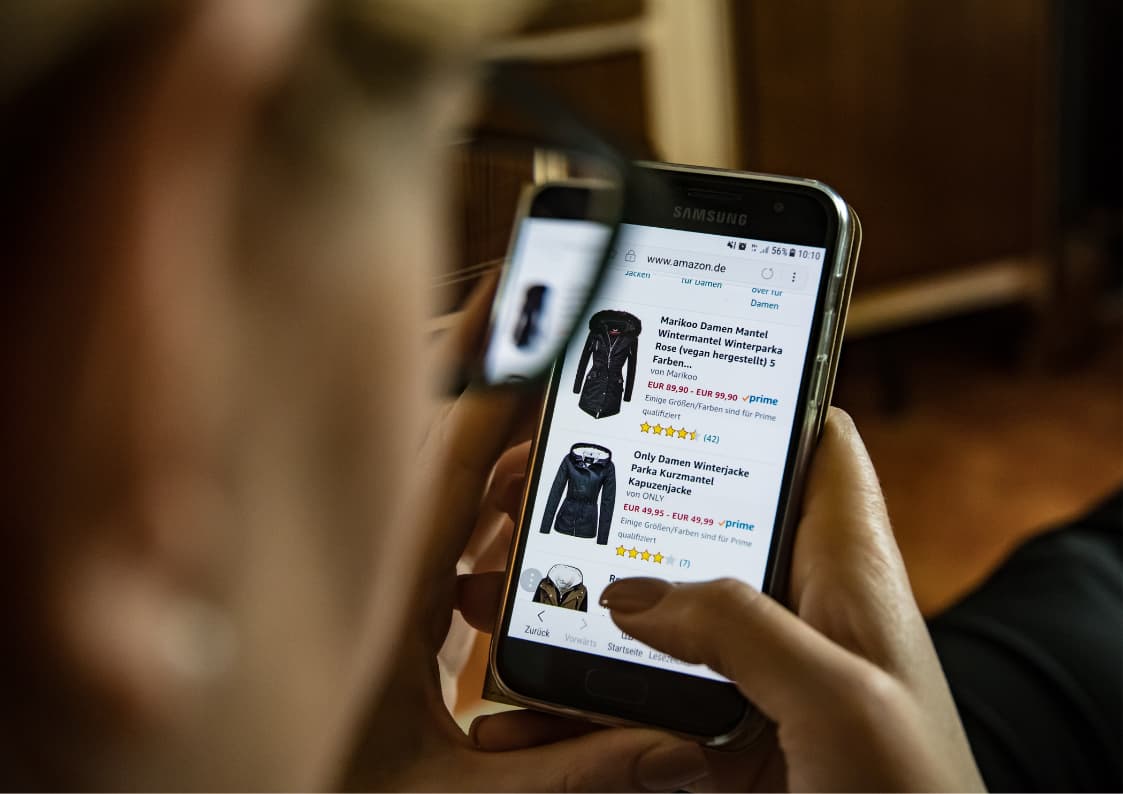 Using Collaborative Filtering in E-Commerce: Advantages & Disadvantages